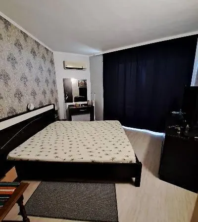 With Sea View Apartmán *